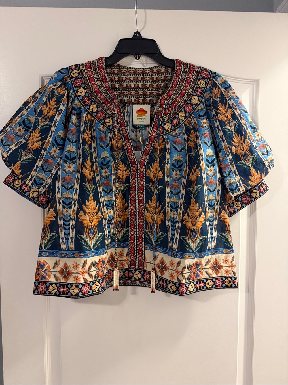 FARM Rio Embroidered Tapestry Blue Blouse Women’s Size Medium NWT